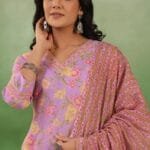 Women'Cotton Kurti Set with Handwork Design
