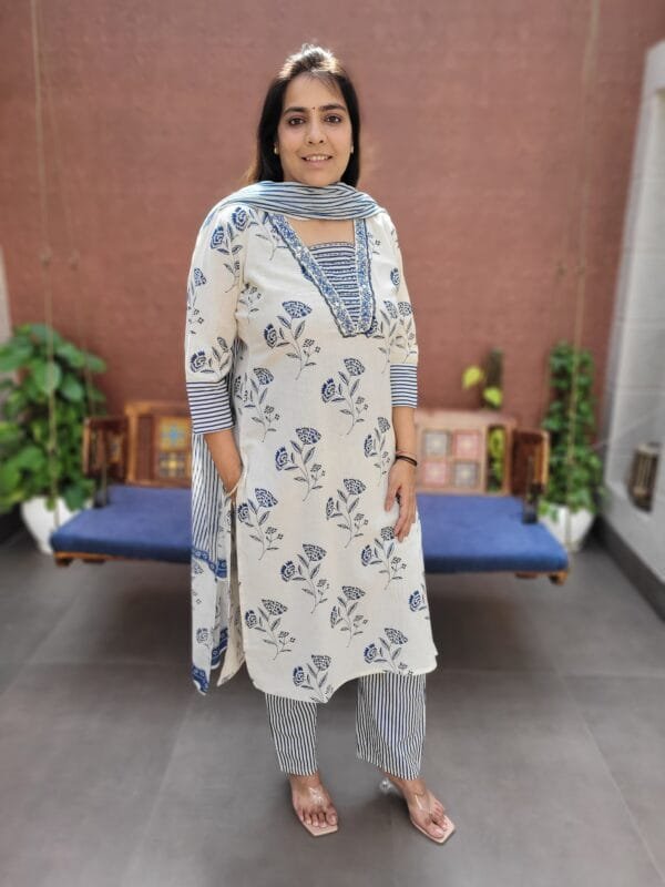 Floral Cotton Flex 3PC Set with Embroidery & Handwork