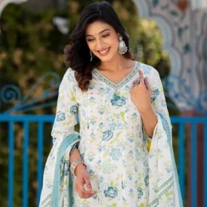 Stylish Anarkali 3PC Set with Zari
