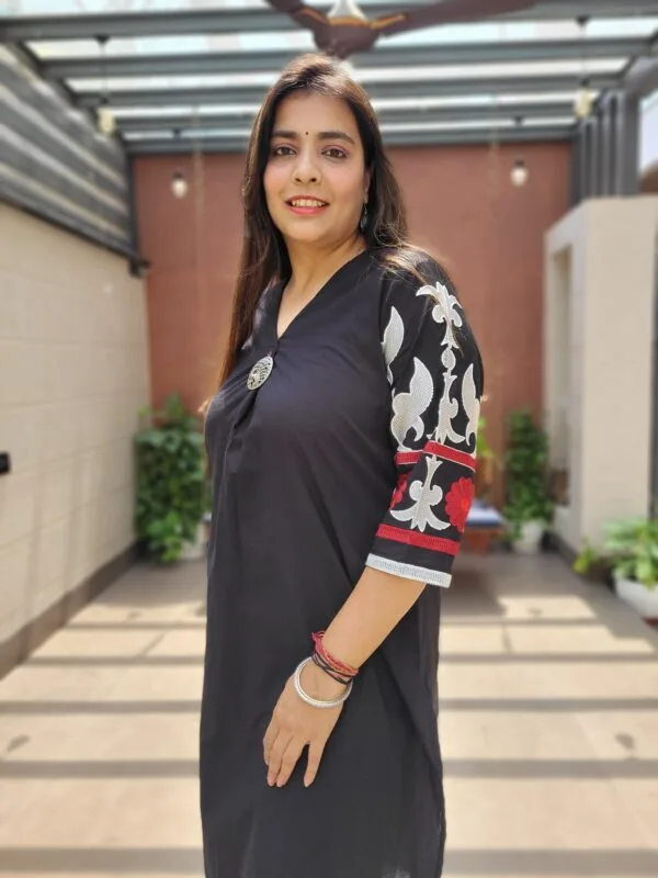 Cotton Slub 2PC with Embroidered Sleeves
