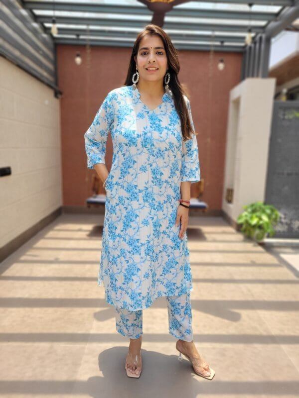 Linen 2PC Set with Sequins Embellishment