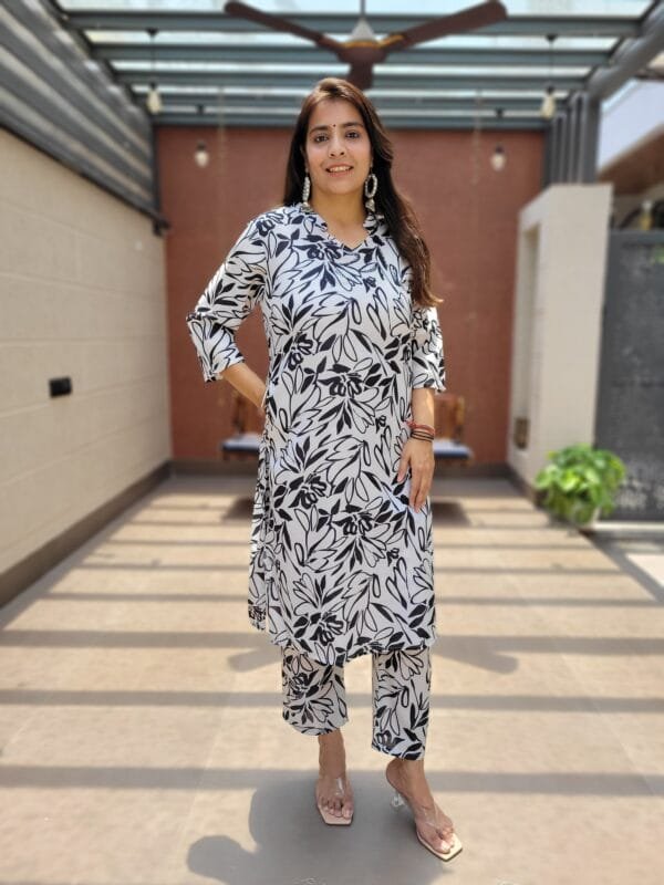 Stylish Linen 2PC Set
