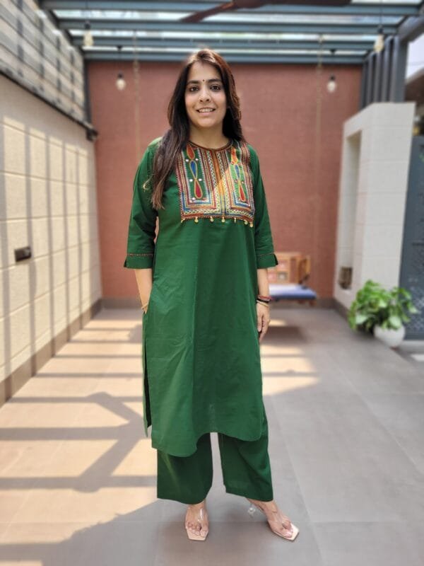 Cotton 2PC Set with Embroidered Kurta & Panzo Pants