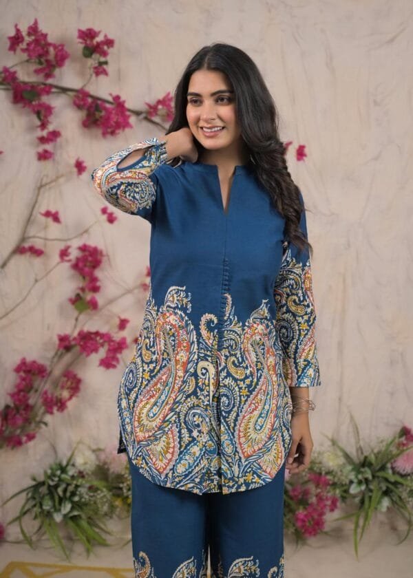 Cotton co-ord set with peasly print and apple cut