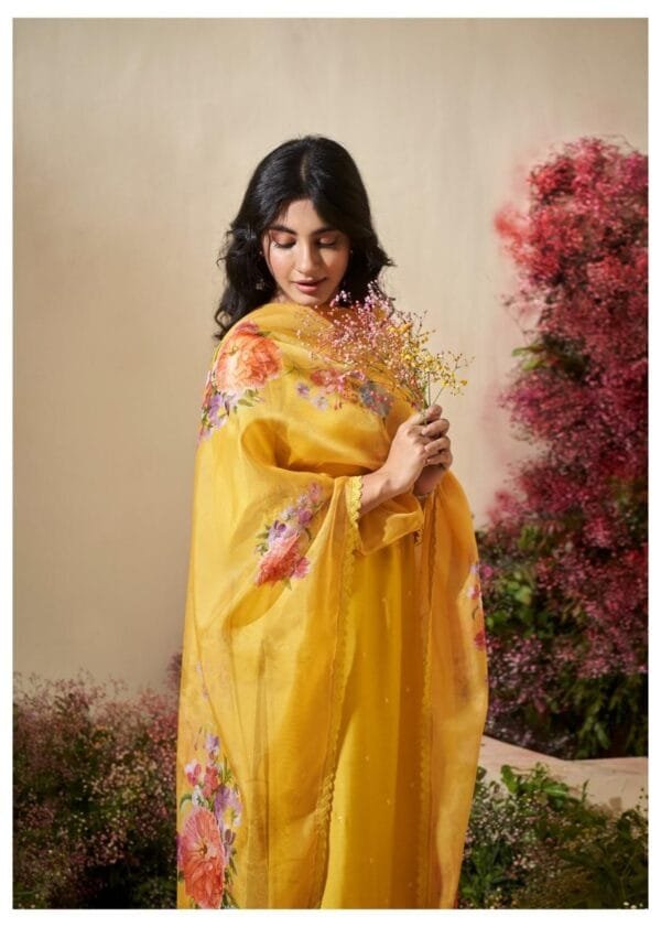 Stylish Roman Silk Kurta Set with Digital Dupatta