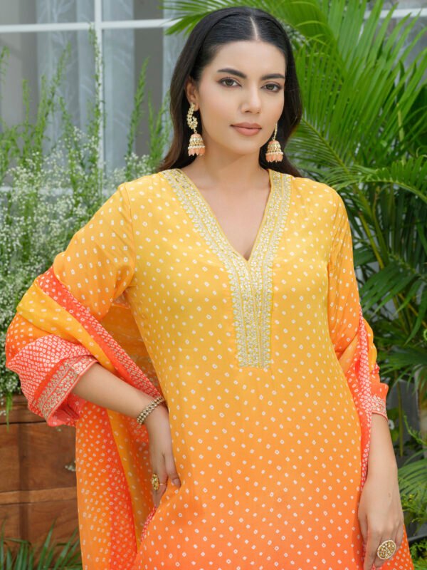 Natural Crepe with Zari Work