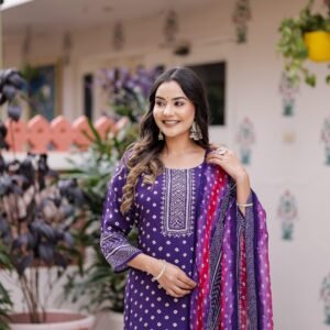 Sawan Special Natural Crepe Kurta Set