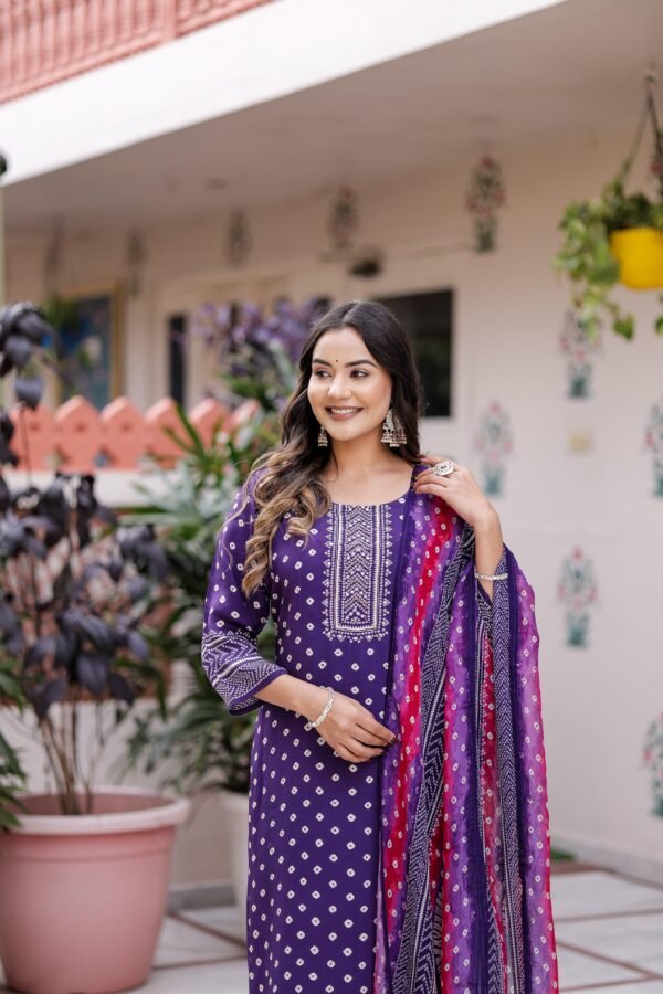 Sawan Special Natural Crepe Kurta Set