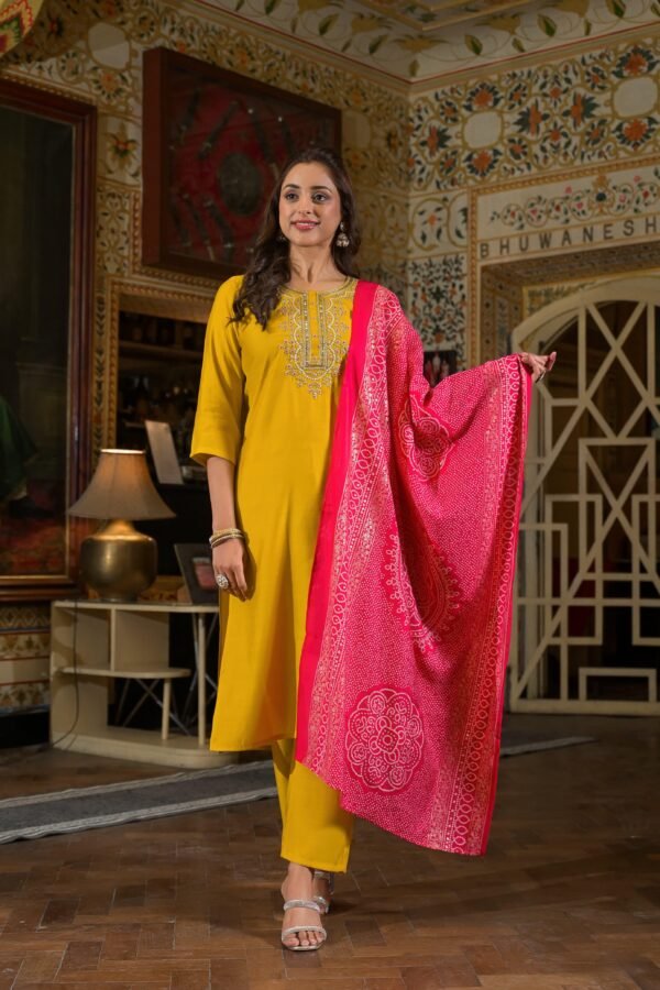 Festive Roman Slub Kurta Set with Zari Embroidery & Bandhej Dupatta