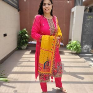 Stylish Russian Silk 3PC Set