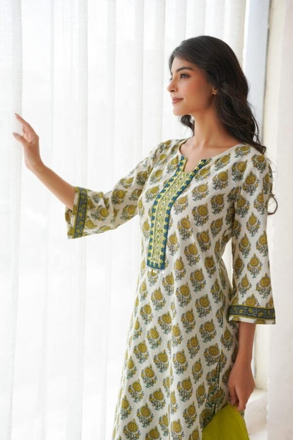 Floral Printed Cotton Suit Set