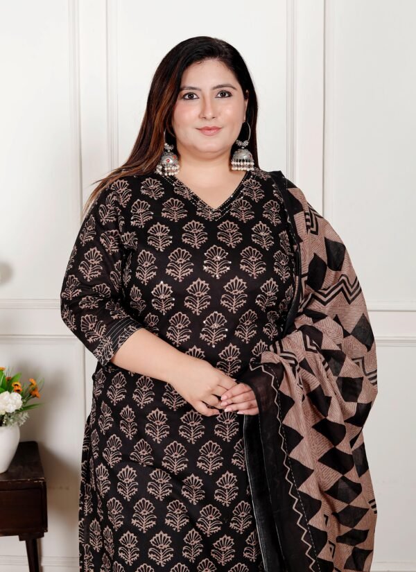 Plus Size Cotton Sequin Suit Set