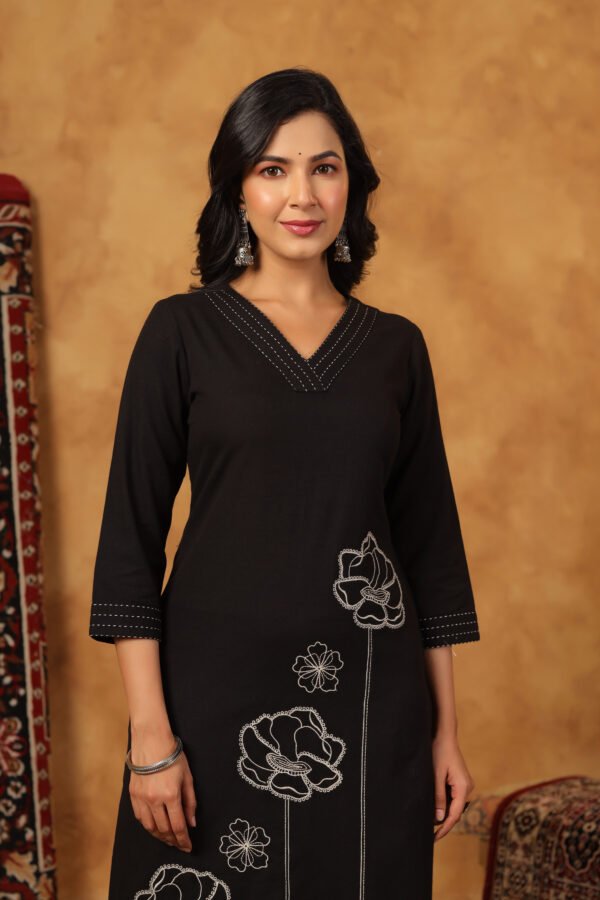 Cotton Flex 2PC Set with Heavy Embroidered Panel & Threadwork