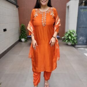 Dola Silk Handwork 3PC
