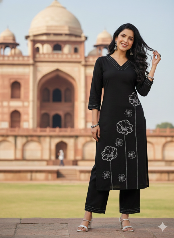 Cotton Flex 2PC Set with Heavy Embroidered Panel & Threadwork