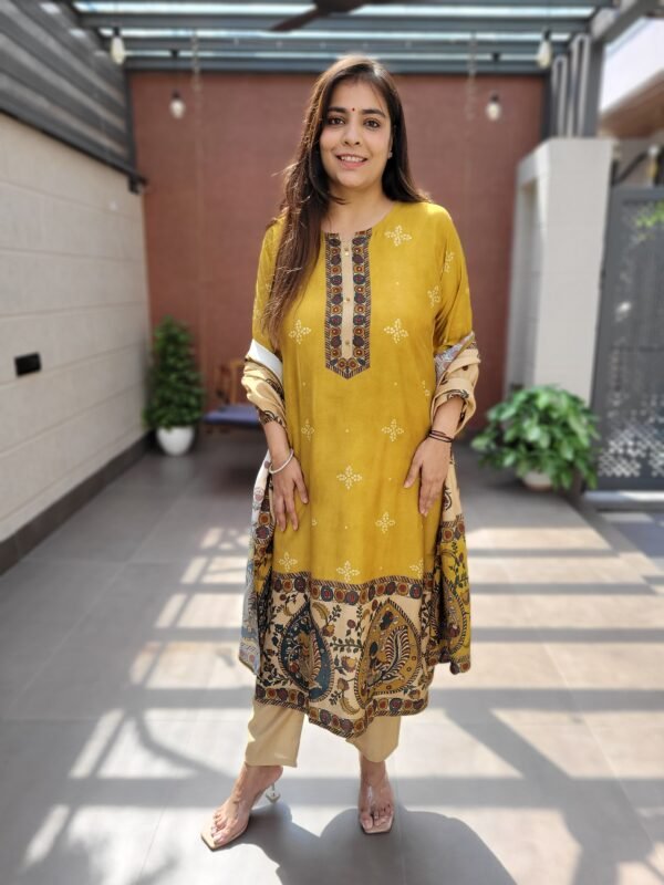 3PC Suit Set in Pure Muslin