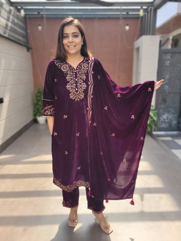 Suit Set with Full Velvet Dupatta
