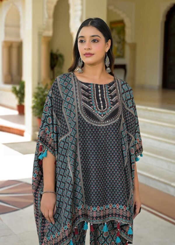 Kaftan 2PC Set in Natural Crepe