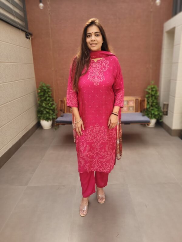 Pure Muslin Bandhej Suit Set