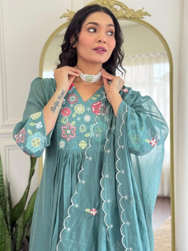 3PC Suit Set with Embroidery