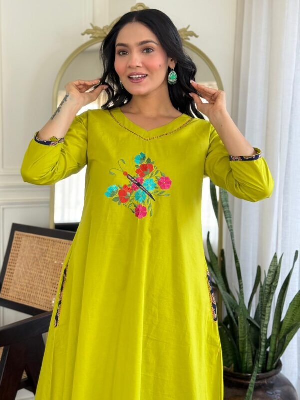 2PC Set with Embroidered Yoke
