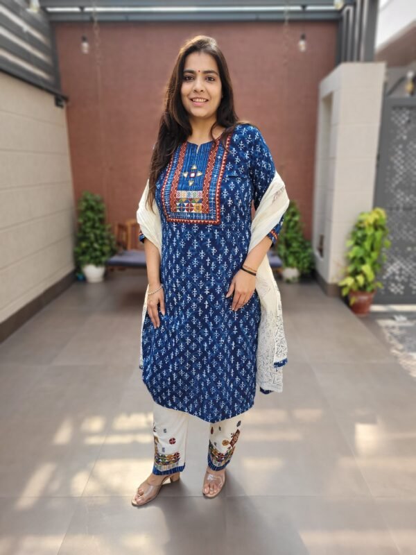 Embroidered Cotton 3PC Set