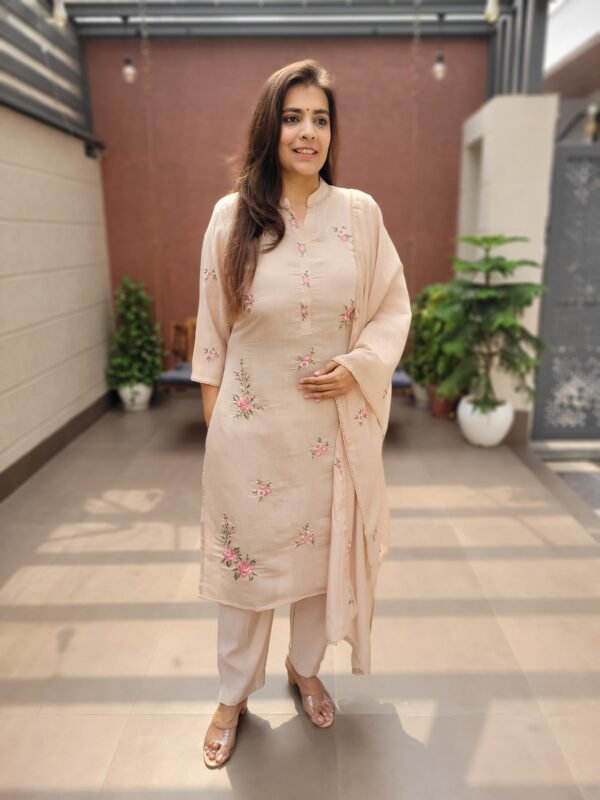 3PC Set with Embroidered Panel