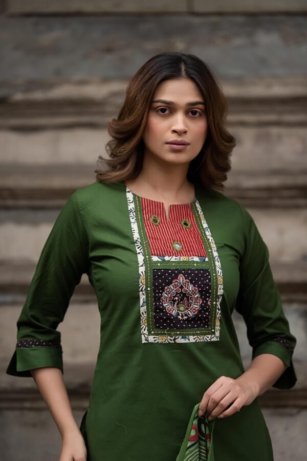 3PC Set with Mirror Work