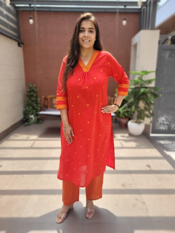 2PC Set with Jacquard Weaving