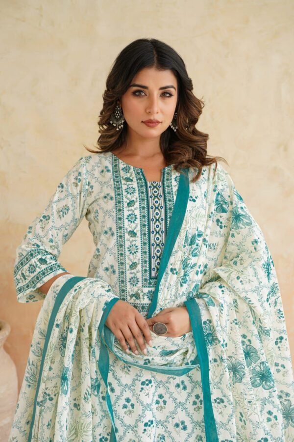 3PC Set with Embroidered Yoke